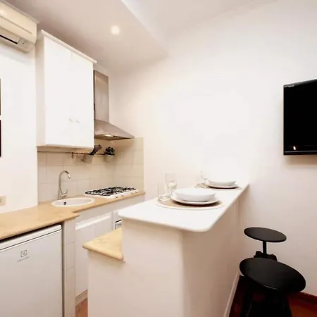 La Dolce - Vatican With Large Terrace Apartment *