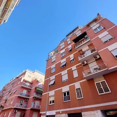 La Dolce - Vatican With Large Terrace Apartment *